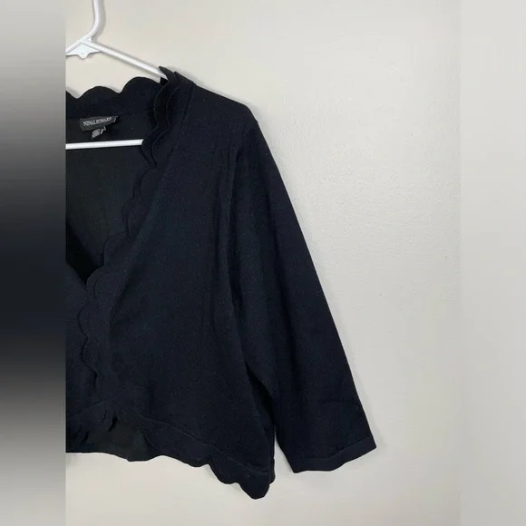 Nina Leonard Scallop Hem Bolero Black Cardigan Women's Event Classic Size 1X - Picture 3 of 13